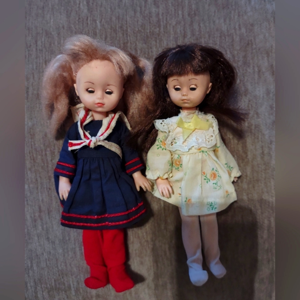 1977 Vogue Ginny Dolls